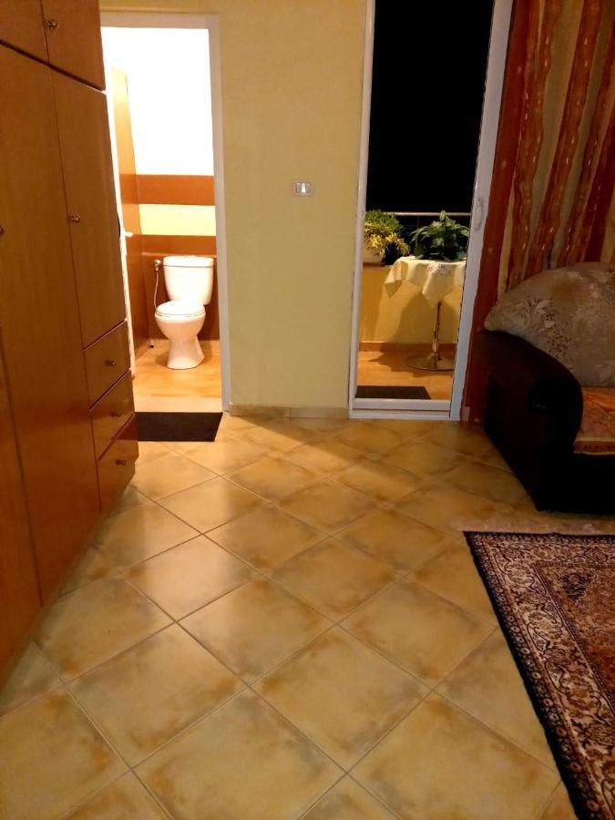 Manthoguesthouse Gjirokastër Exteriér fotografie