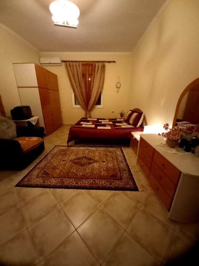 Manthoguesthouse Gjirokastër Exteriér fotografie