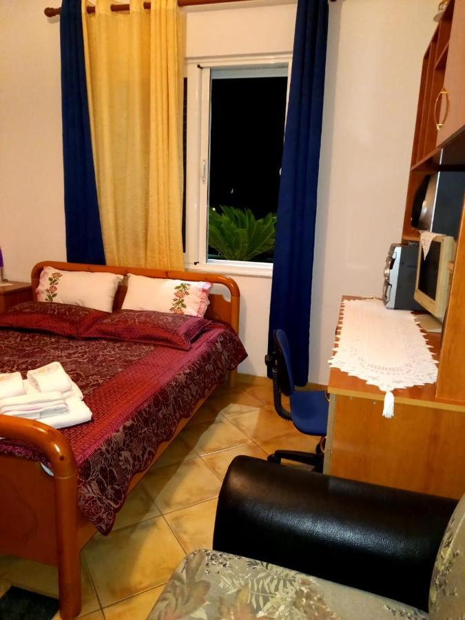 Manthoguesthouse Gjirokastër Exteriér fotografie